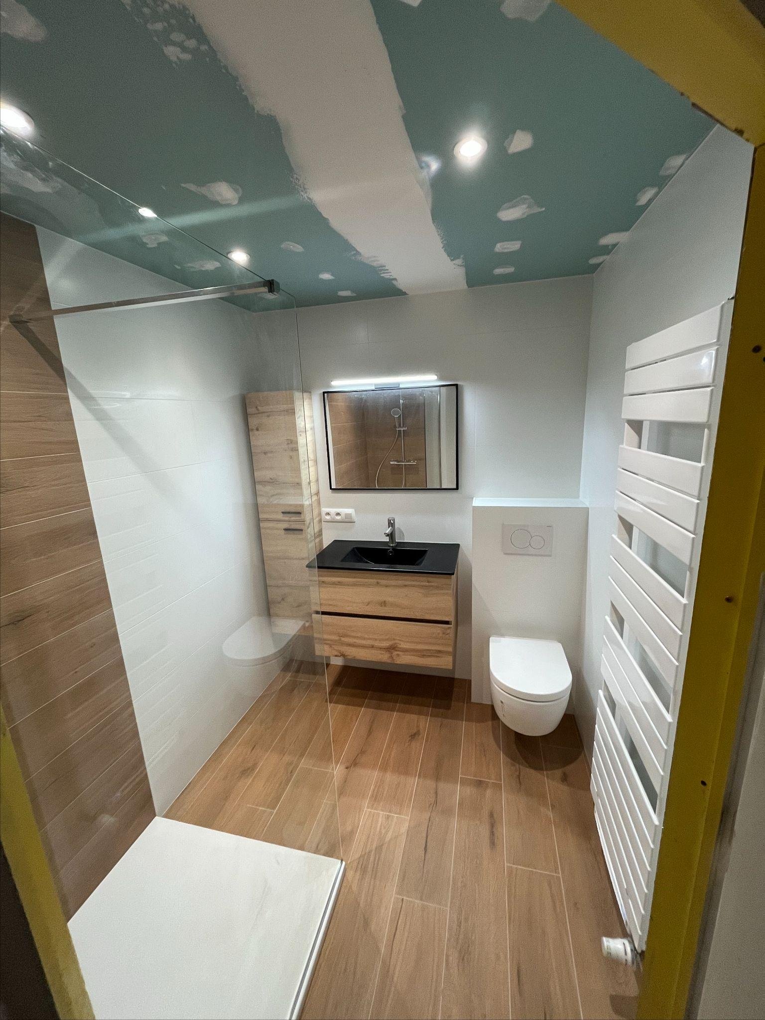 Salle de bain moderne