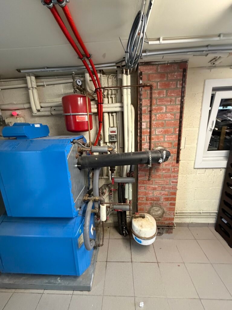 🔥 Remplacement de chaudière Mazout. Et si votre surplus photovoltaïque produisait votre eau chaude sanitaire ? img 3266